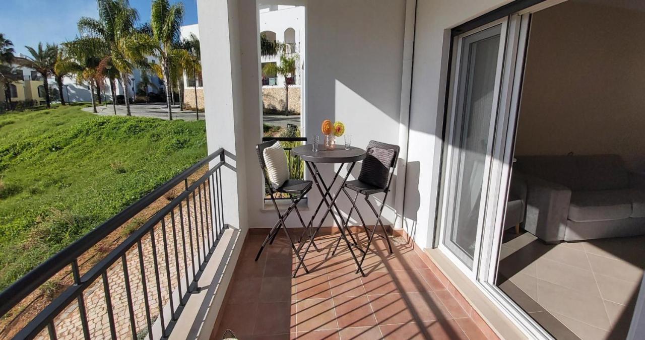 Paz Em Resort De Luxo. Cabanas De Tavira Bagian luar foto